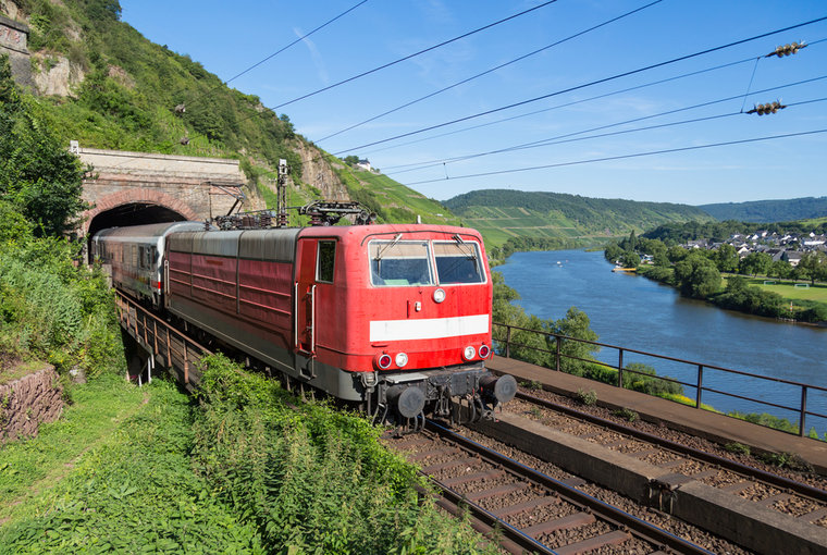 Rail Europe - Holidays by Train in Europe - Click Image to Close